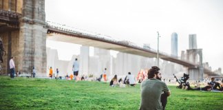 Depressão não é meio de vida, bipolaridade não é frescura, ansiedade não é falta do que fazer